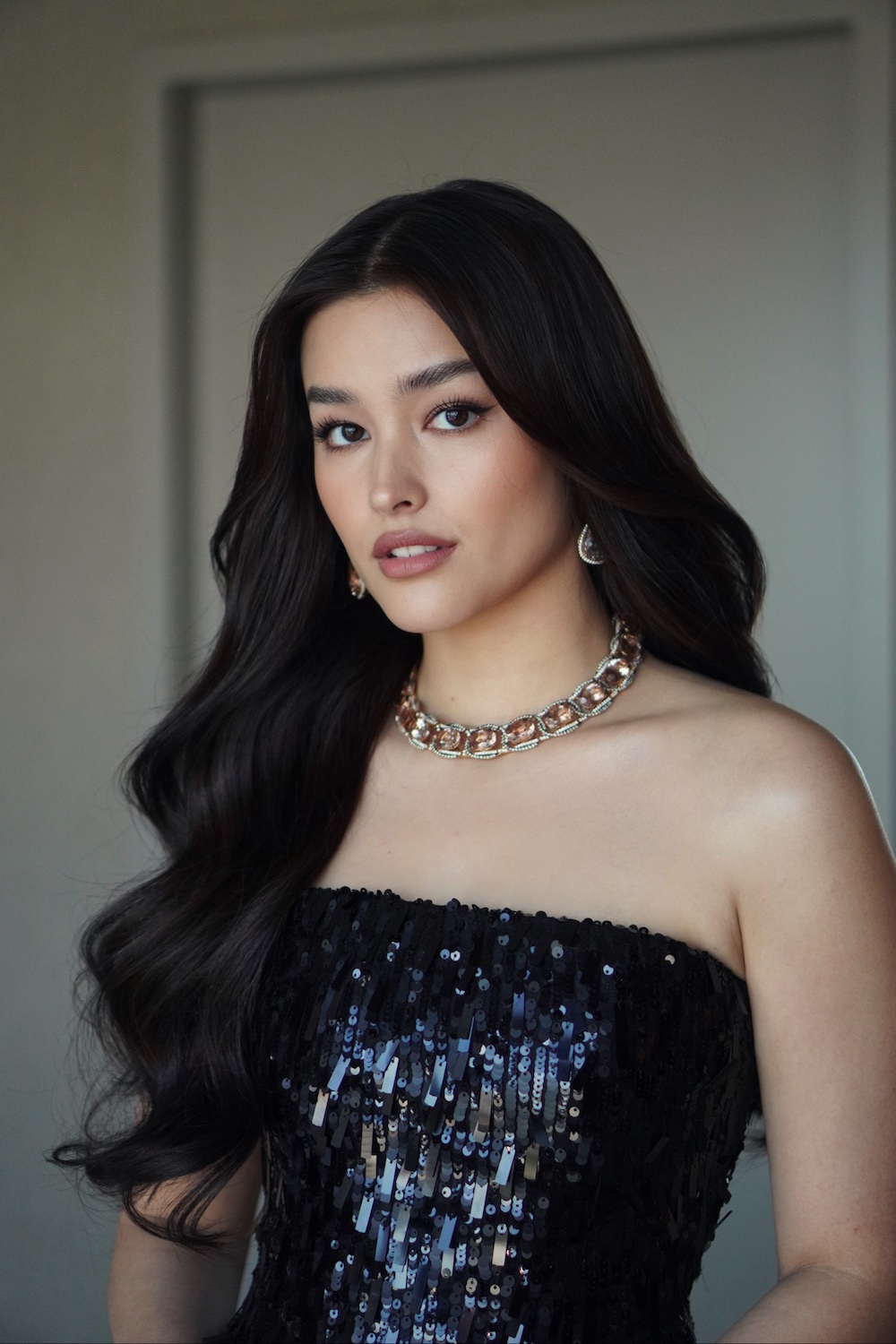 LOOK Liza Soberano S Breathtaking Gown At The 2024 SAG Awards Preview Ph