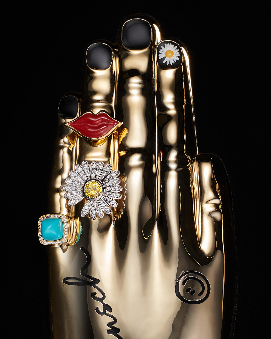Gentle Monster's hand case design for G-Dragon