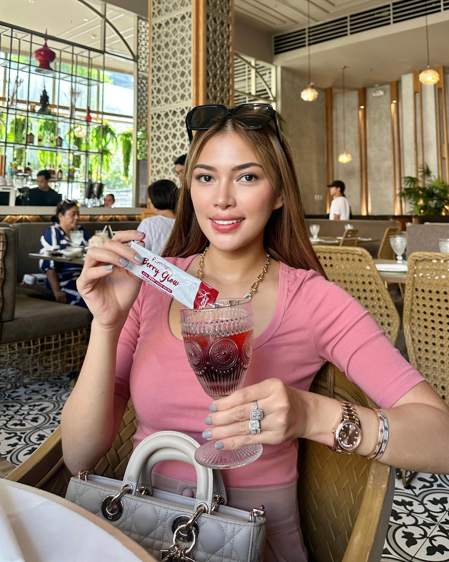 Cris Creligo with her detox products