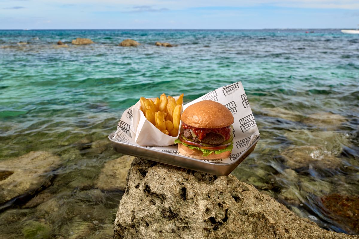 Street Burger by Gordon Ramsay Cebu