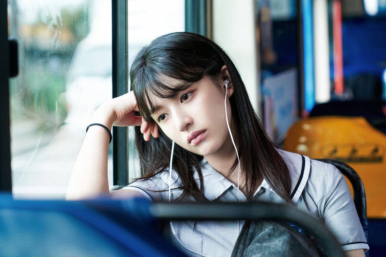 Go Yoon Jung in Moving