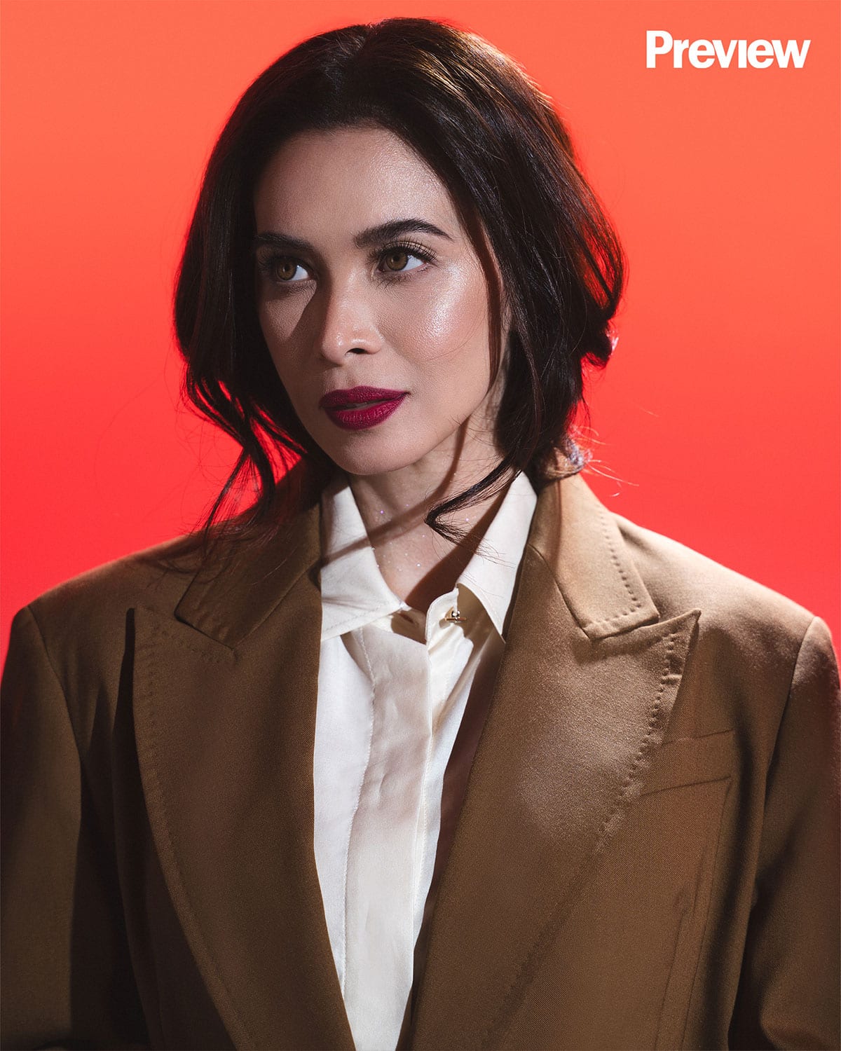 Sunshine and Angelina Cruz wear Max Mara.