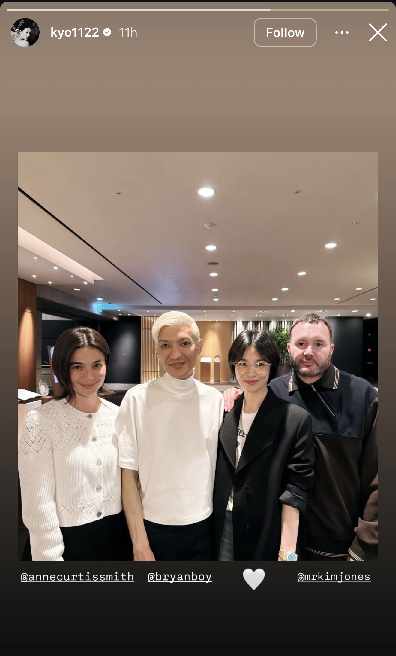 Song Hye Kyo posts a photo with Anne Curtis, Bryanboy, and Kim Jones