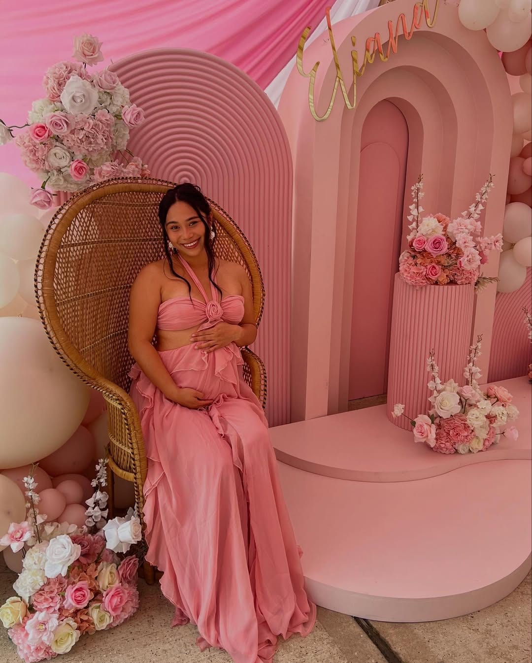 Jessica at her baby shower