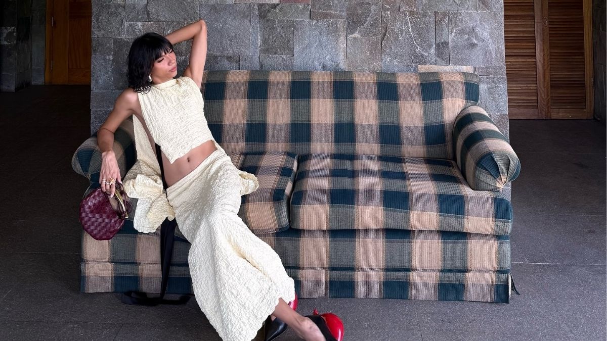 What's Inside Mimiyuuuh's Bottega Veneta Mini Sardine Bag?