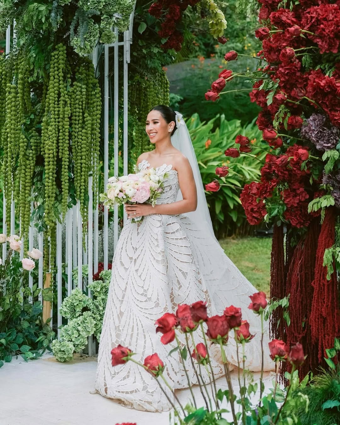 Marj Maroket wearing an Oscar Dela Renta bridal gown