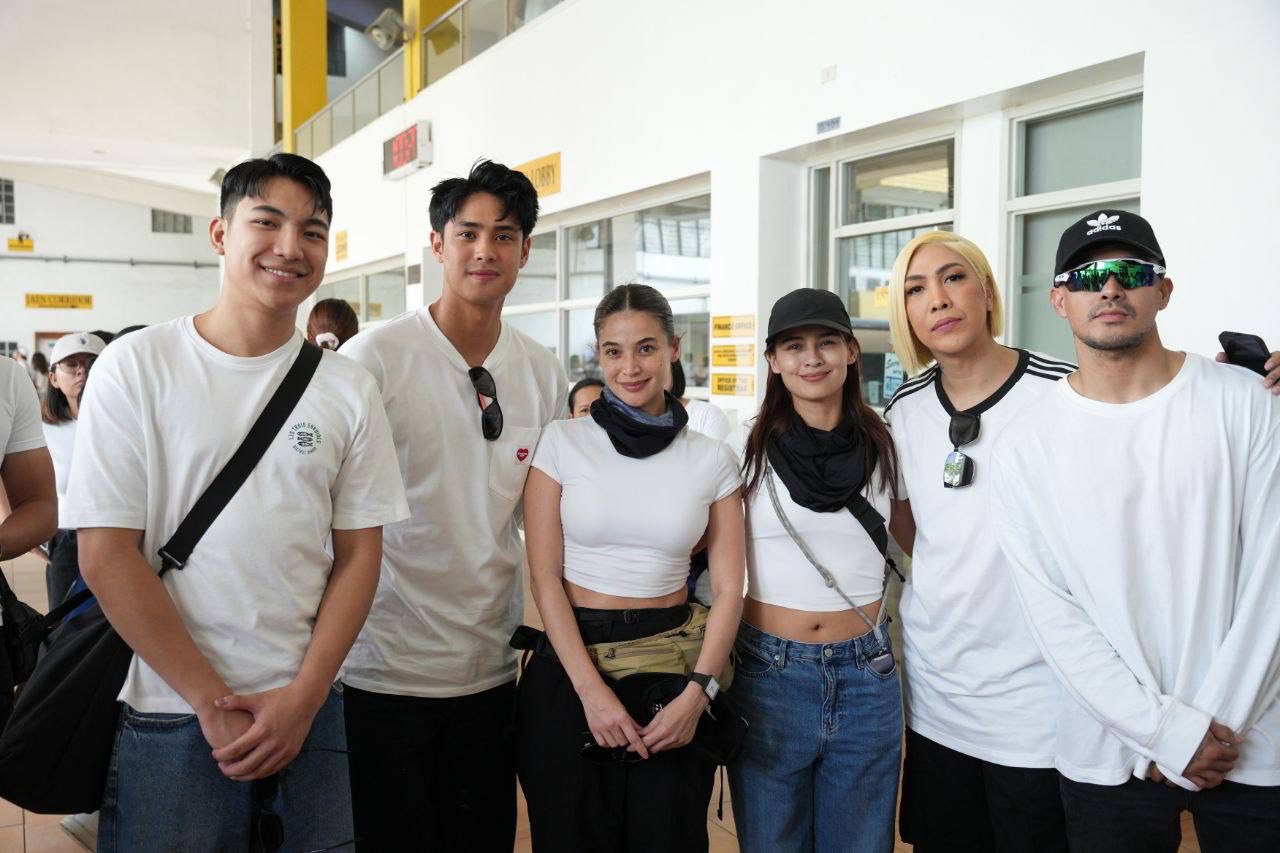Darren Espanto, Donny Pangilinan, Anne Curtis, Jasmine Curtis, Vice Ganda, and Ion Perez stand with Filipinos in the fight against corruption
