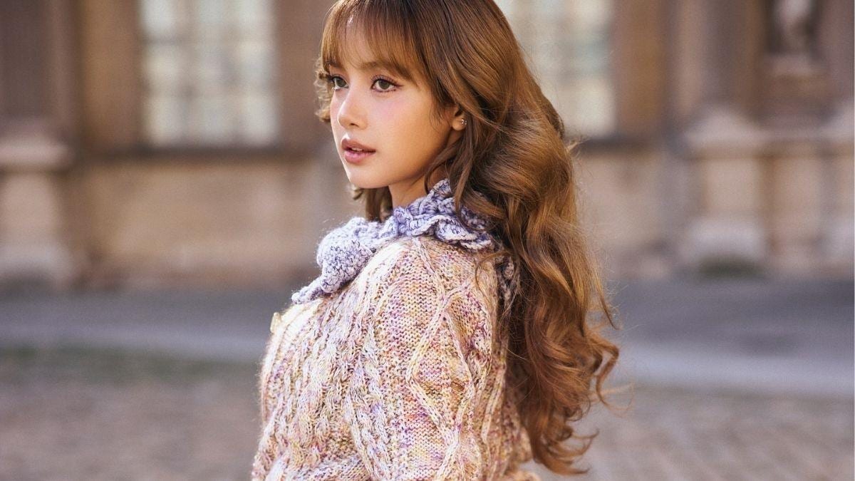 blackpink lisa on Preview.ph