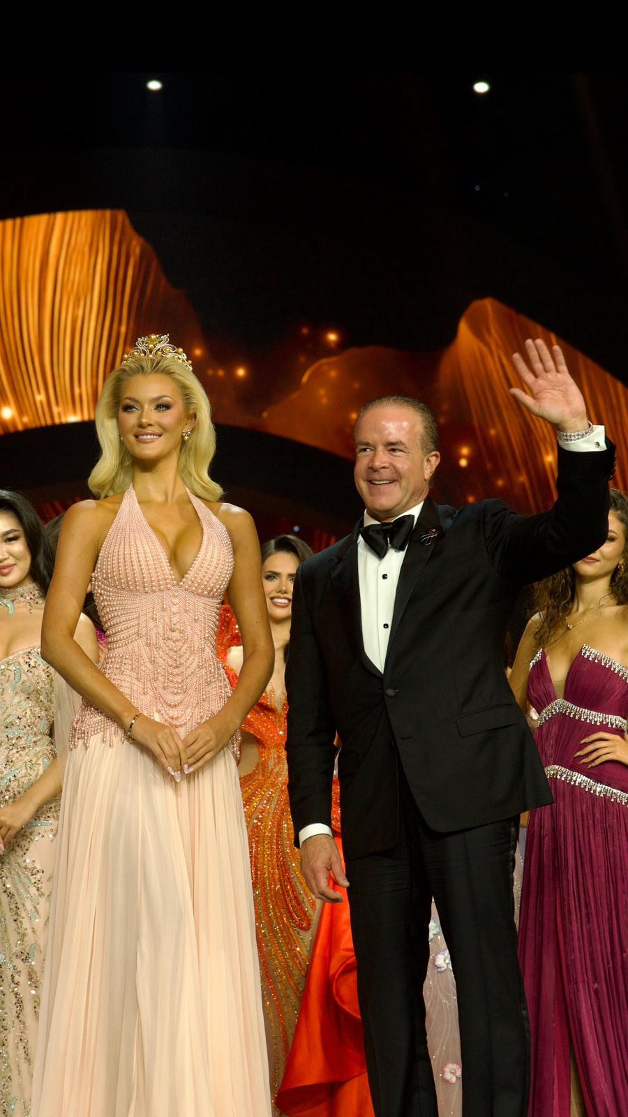 Who Is Raul Rocha? Facts About the President of the Miss Universe ...