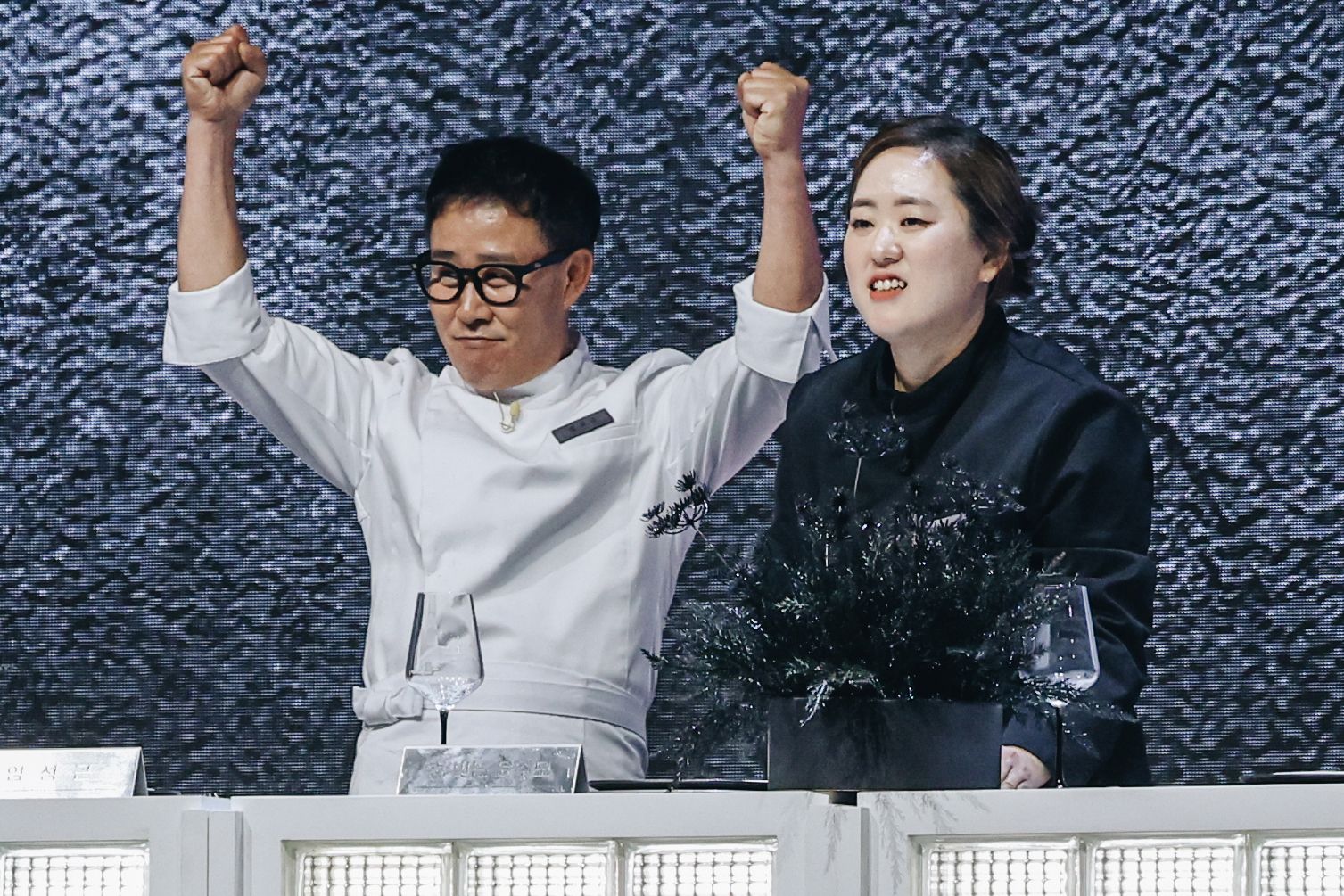 Im Seong Geun and Brewmaster Yun on Culinary Class Wars season 2