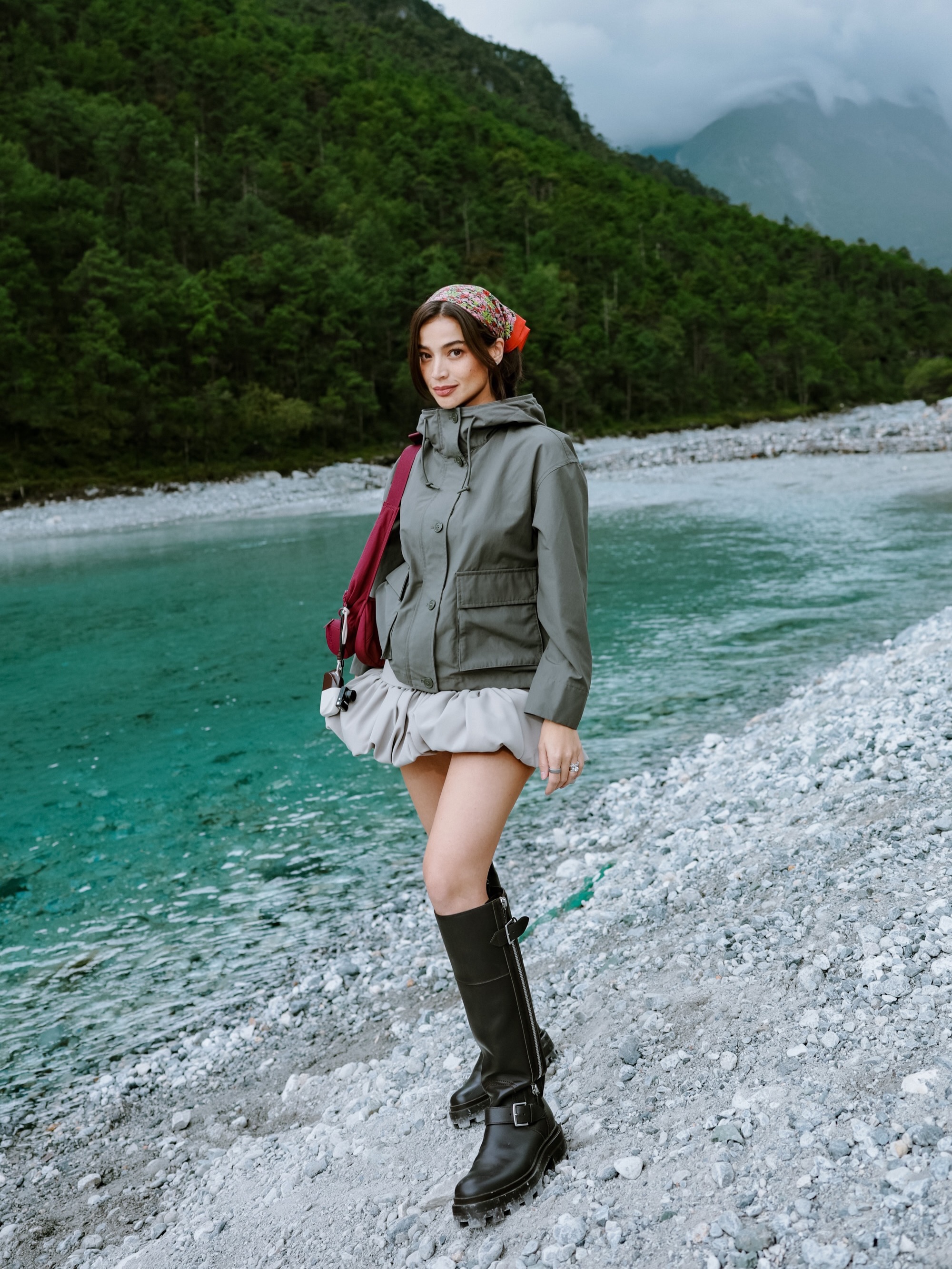 Anne Curtis in Uniqlo