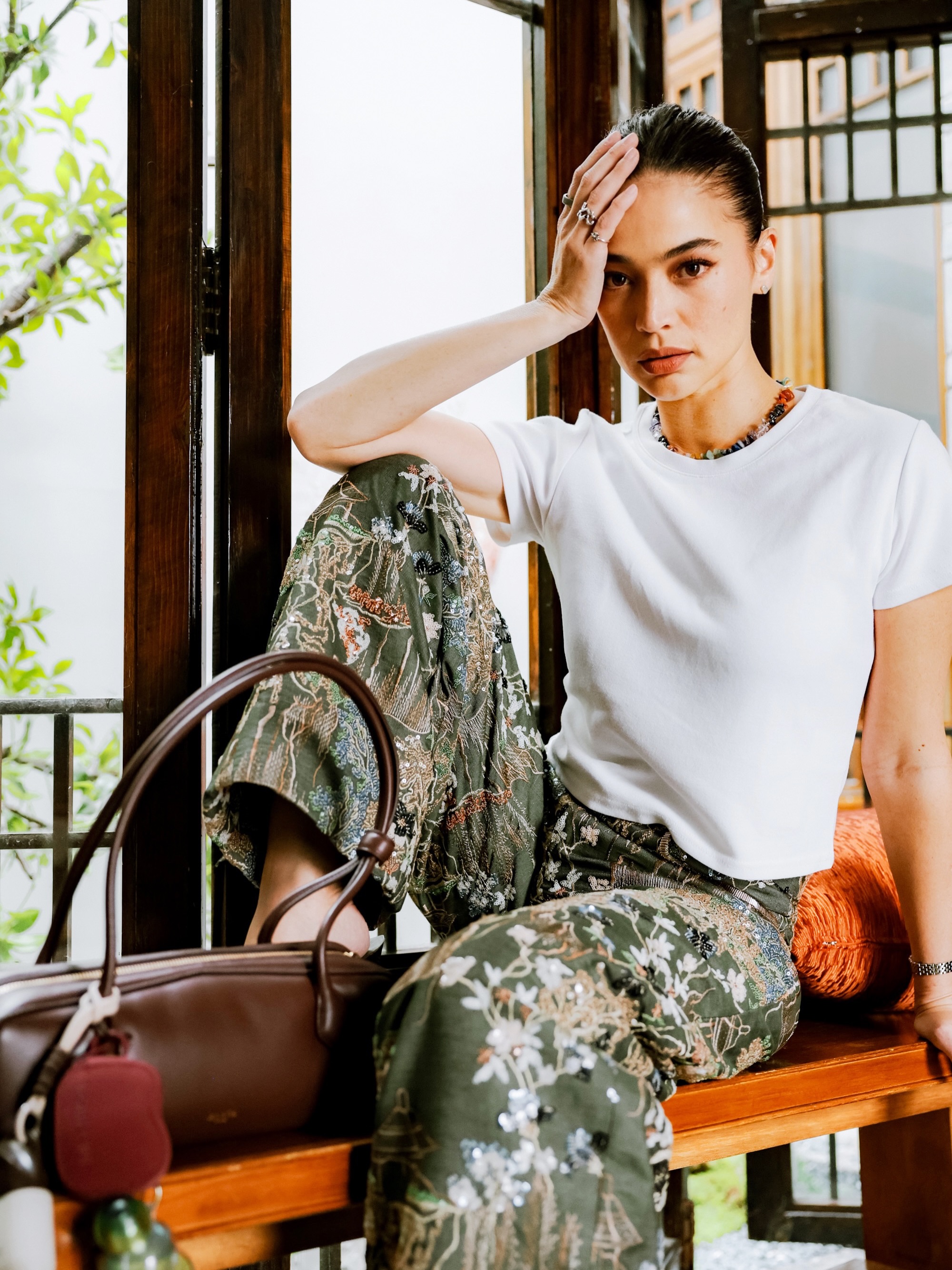 Anne Curtis in printed pants