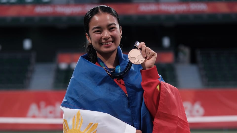 Alex Eala Gets Candid About the Pressure of Representing the Philippines