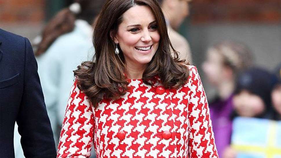 LOTD: Kate Middleton Had a Princess Diana Moment in a Printed Coat ...