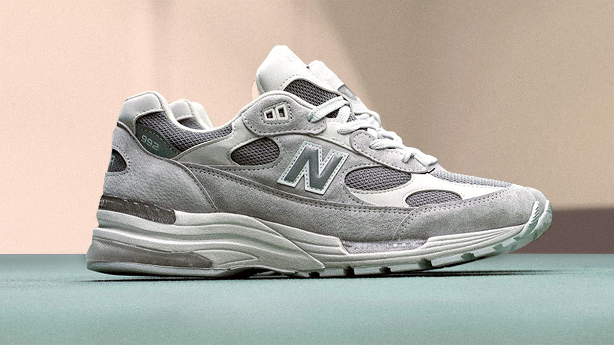 These New Balance Sneakers Are Proof That the 2000s Are Back | Preview.ph