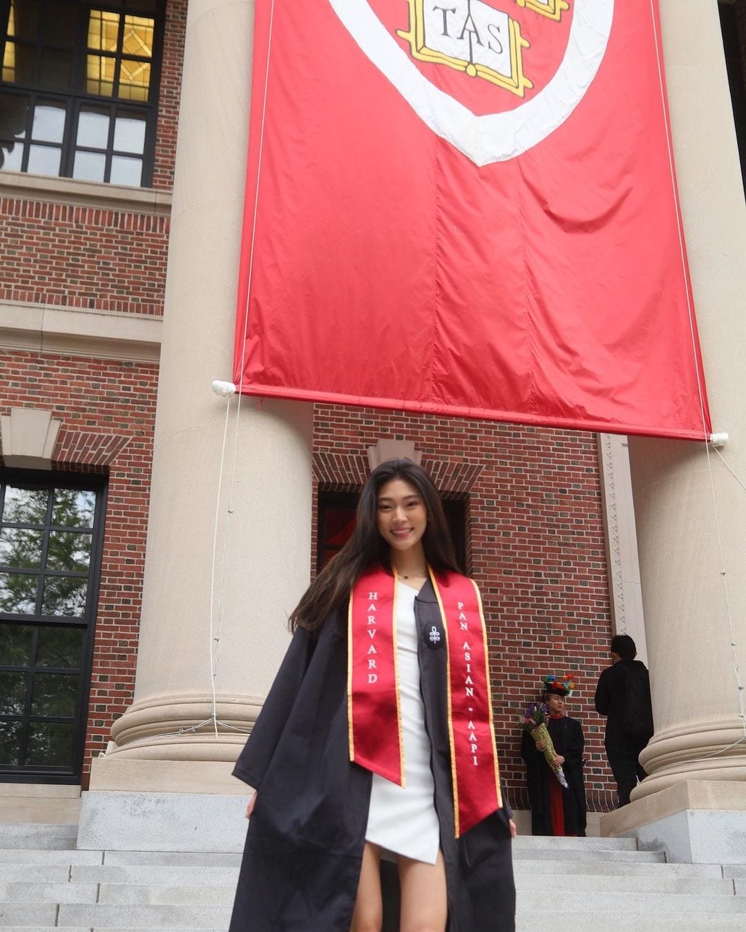 Celebrity Graduated From Harvard 60 Photos - Moonagedaydream.film