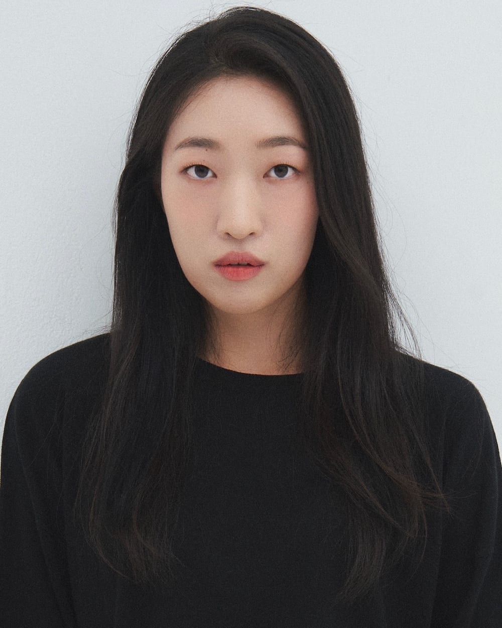 mask girl lee han-byeol