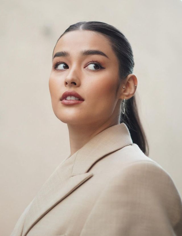 Look Liza Soberano Outfit For Lisa Frankenstein Press Tour In La Previewph 