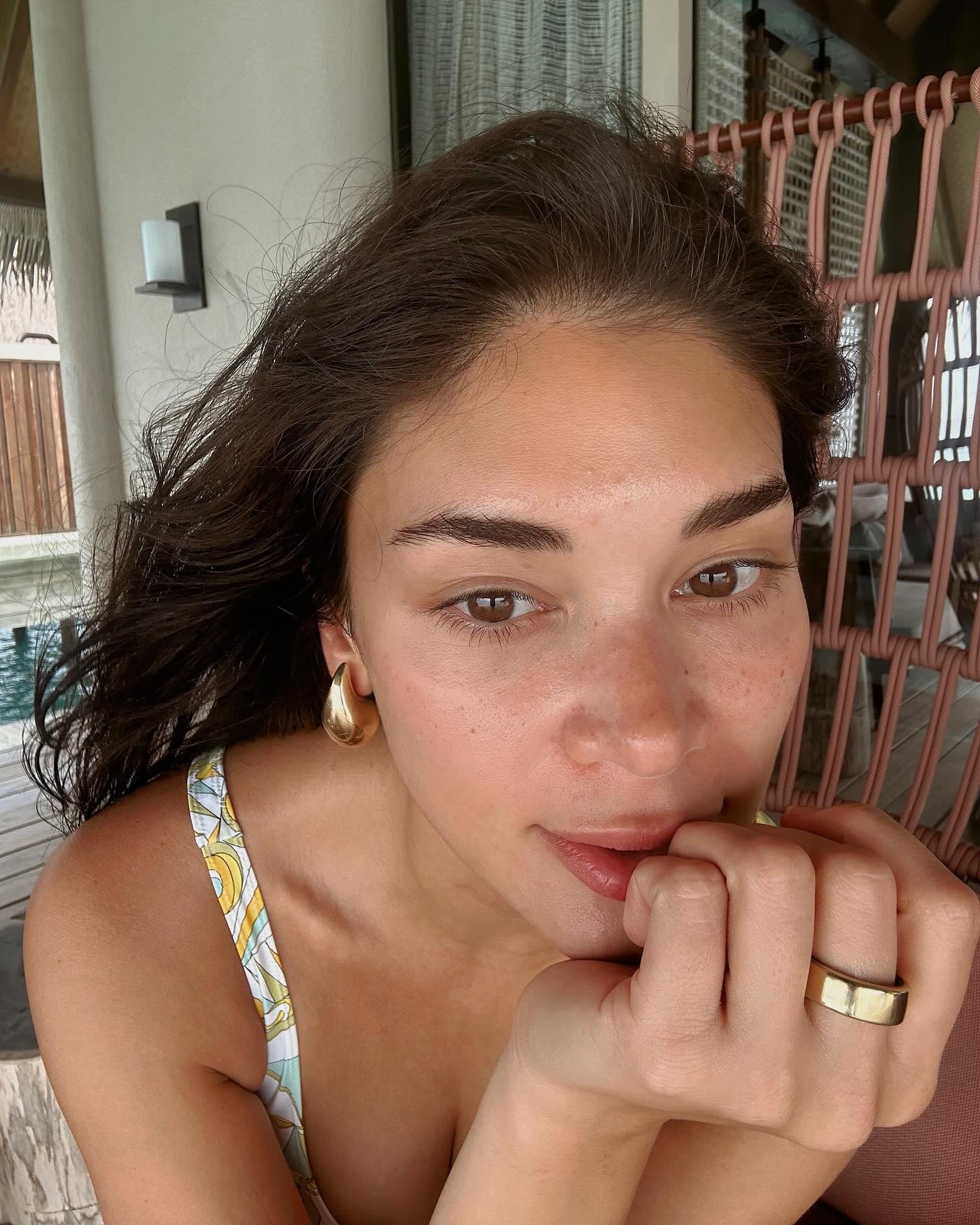 pia wurtzbach bottega veneta drop earrings