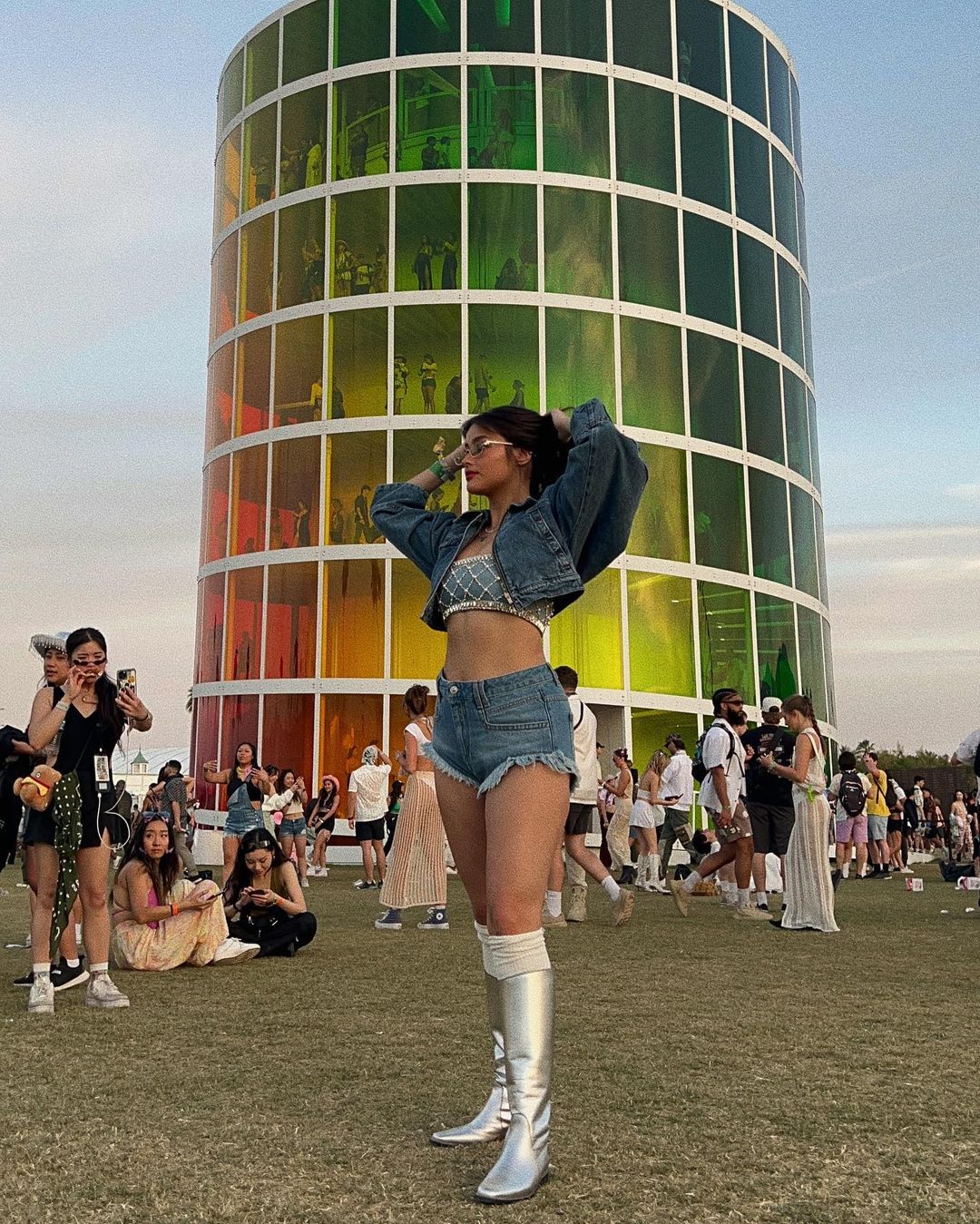 LOOK: Filipino Celebrities's Best Outfits at Coachella 2024 | Preview.ph