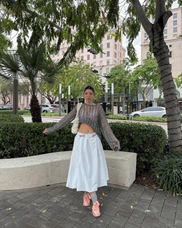 ballet sneaker outfits