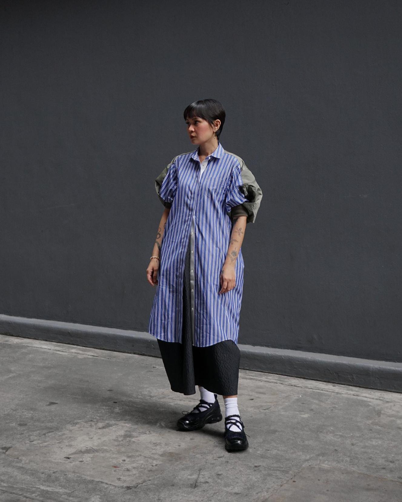 ballet sneaker outfits