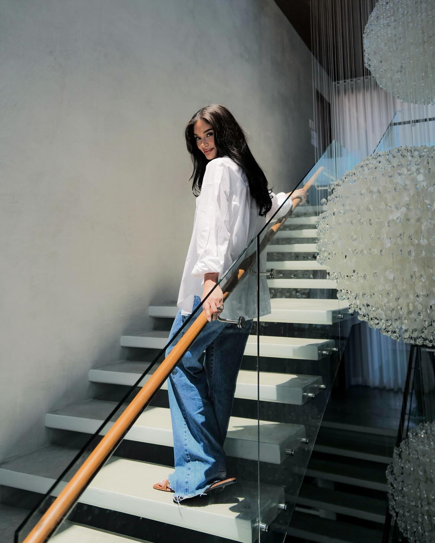 pia wurtzbach blue denim jeans outfits