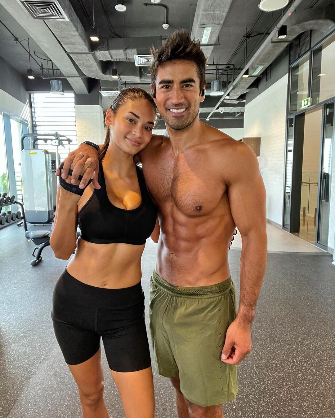 Jeremy and Pia working out