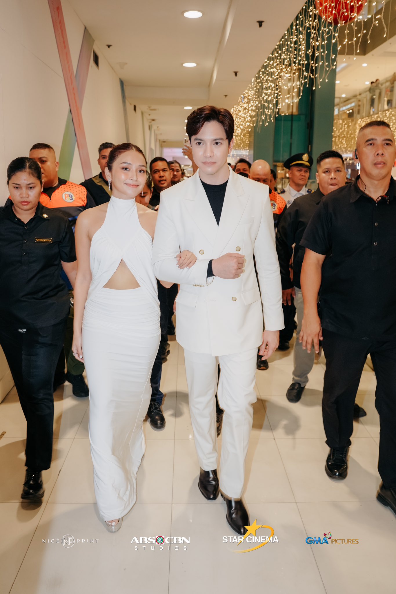 Kathden's Custom Looks At The “hello, Love, Again” Premiere | Preview.ph